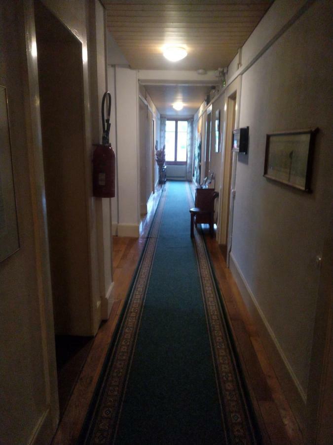 Maison D'Hotes De La Gare Montbovon Экстерьер фото